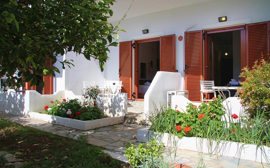 Helios Serifos Livadi  Exterior photo